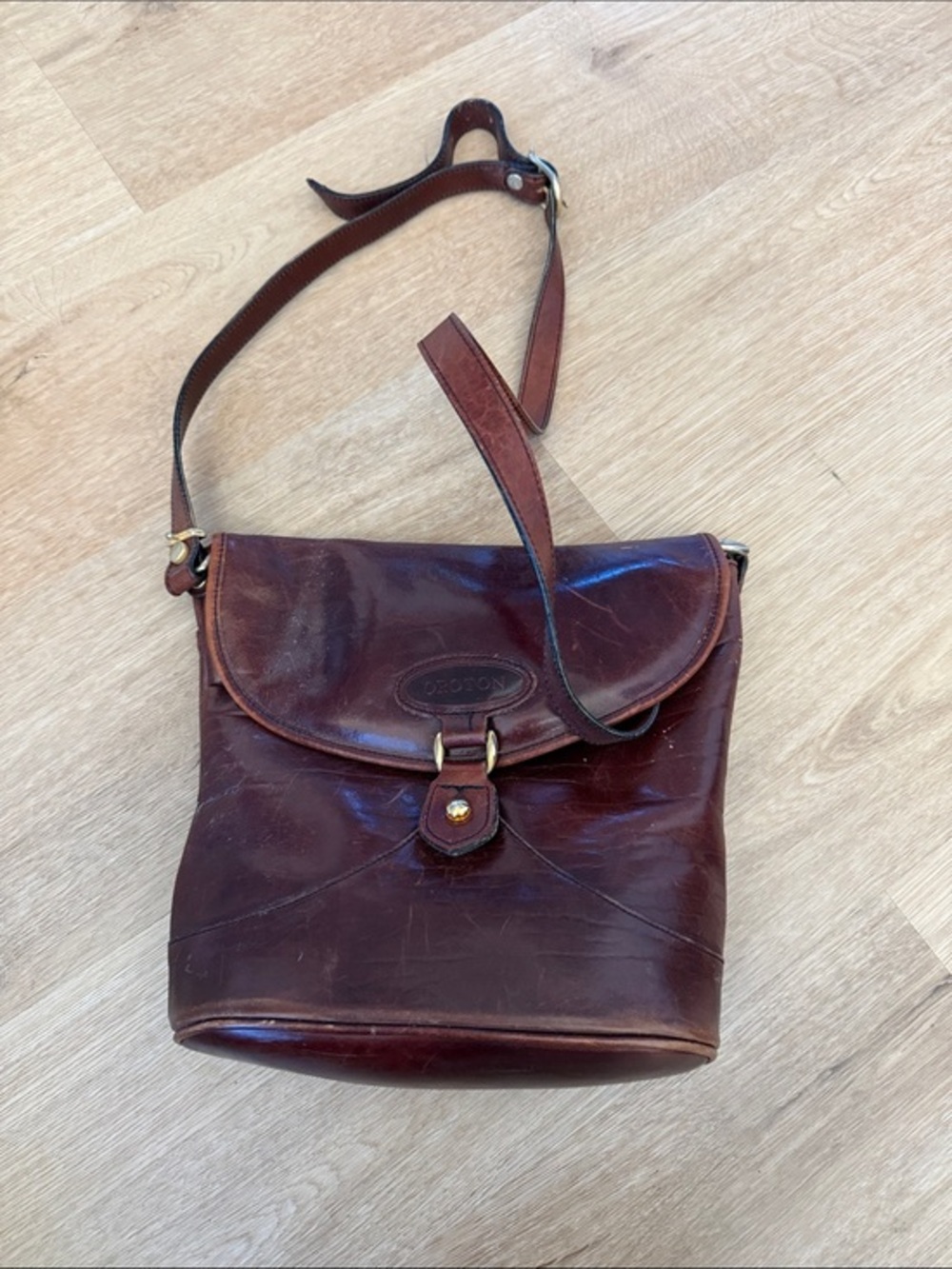 vintage Oroton leather crossbody bag